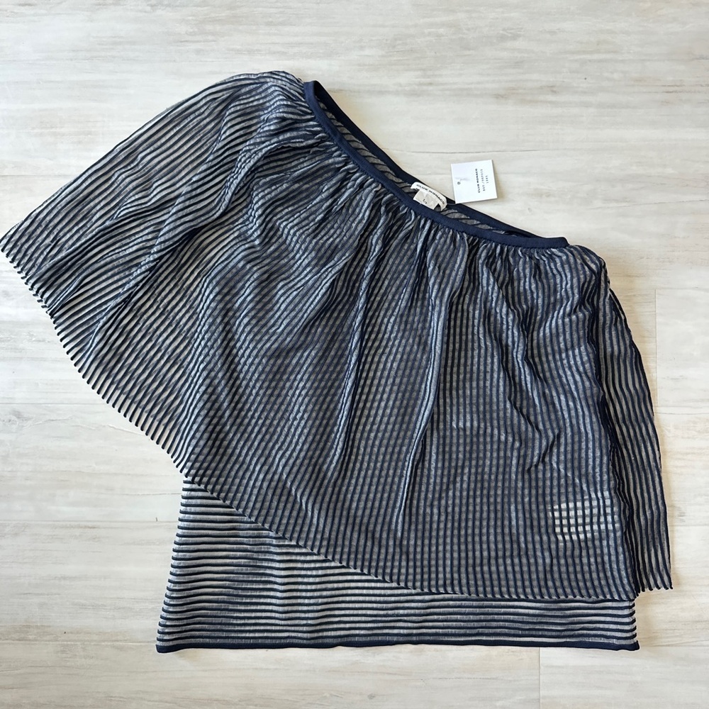 NWT Club Monaco One-Shoulder Top